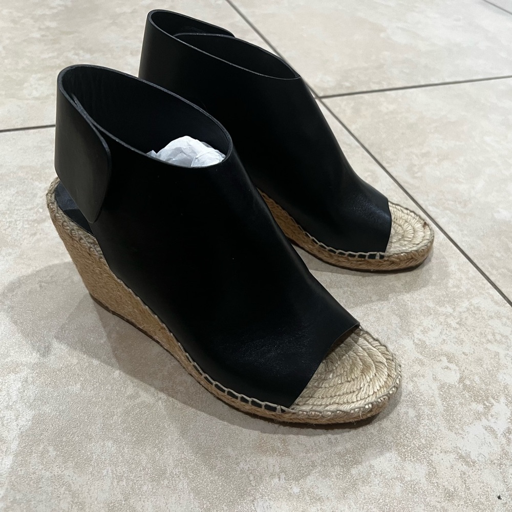 Celine 2 inch open toe sandal Espadrilles black size 8